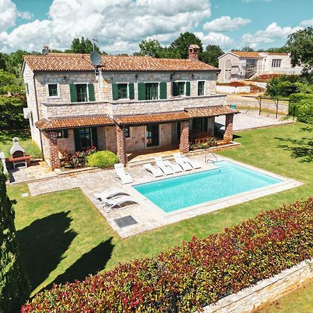 Theblueview Villas Near Porec Sveti Lovrec Pazenaticki Exterior foto